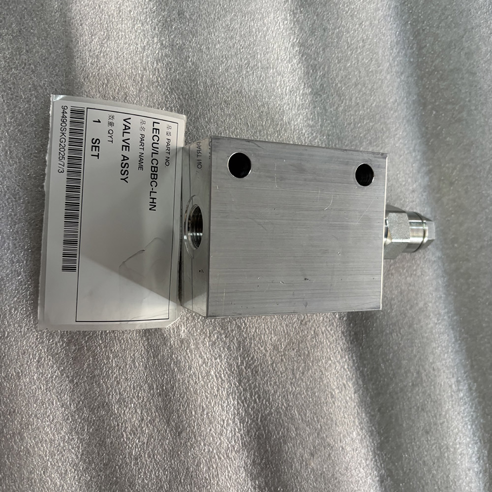 Excavator Spare Parts LECU/LCBBC-LHN VALVE ASSY for Case Construction Equipment CX800B CX700B CX800 CX700