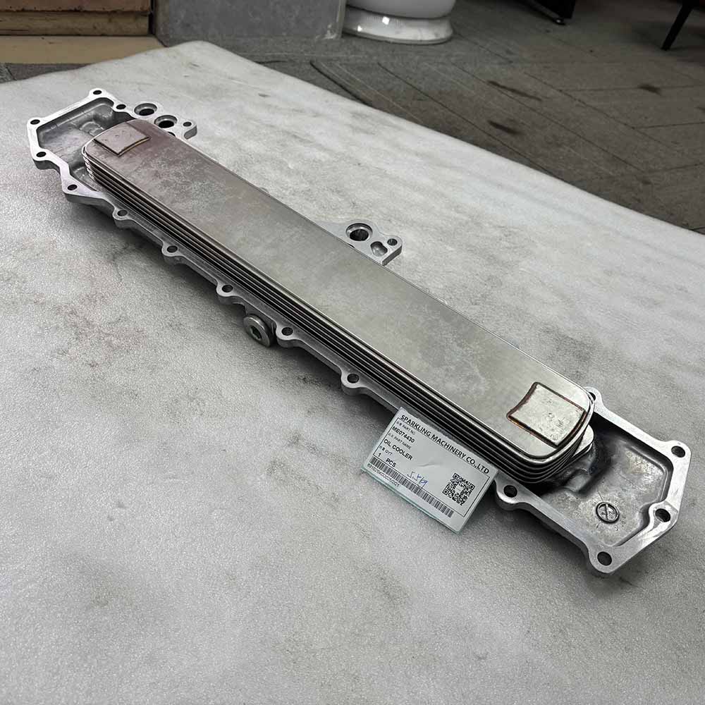 Genuine 5.5Kg ME074430 Oil Cooler for Mitsubishi 6D16, S6R, and S12R Engines