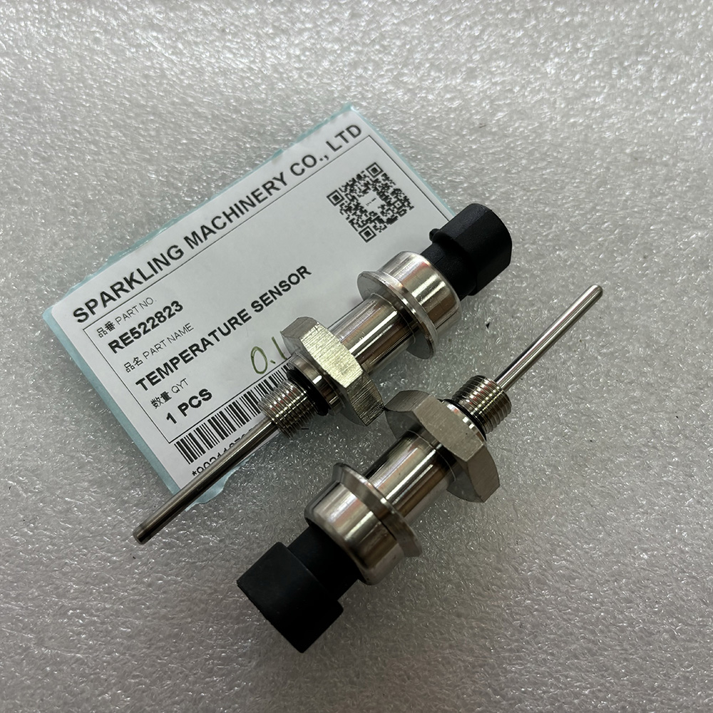 John Deere RE522823, temperature sensor, heavy equipment temp sensor, 1210E sensor, 670G temp sensor, 290GLC sensor, 755D sensor, 624K hydraulic sensor, 350DLC engine monitor, 953M temperature sensor, OEM Deere sensor, aftermarket Deere temperature part.
