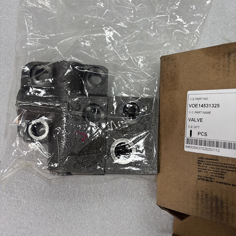 Excavator Spare Parts VOE14531325 VALVE for Volvo Construction Equipment EC135B EC140B EC210B EC240B EC290B
