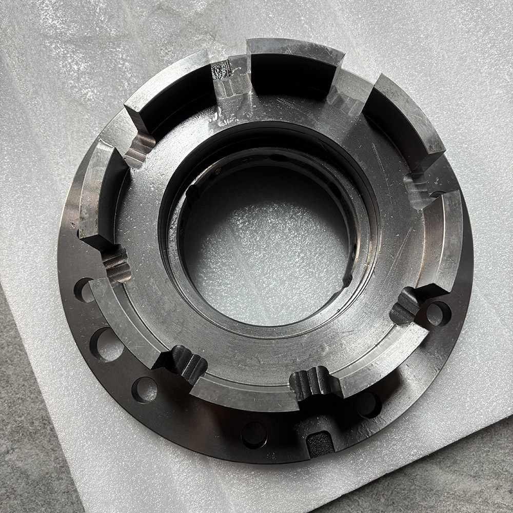 ZGAQ-03591 4472.348.074 Hub for Hyundai R160 R170 Excavators