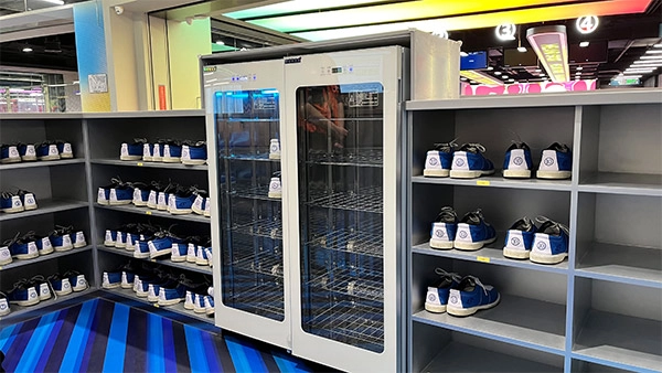 Flying Bowling - Armários personalizados para bolas e sapatos