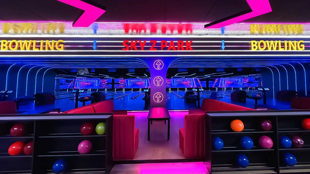 Flying Bowling - professional bowling Sky Zones SRL
