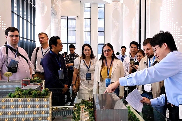 LONGEST MEDICAL held its 1st International Distributors Meeting