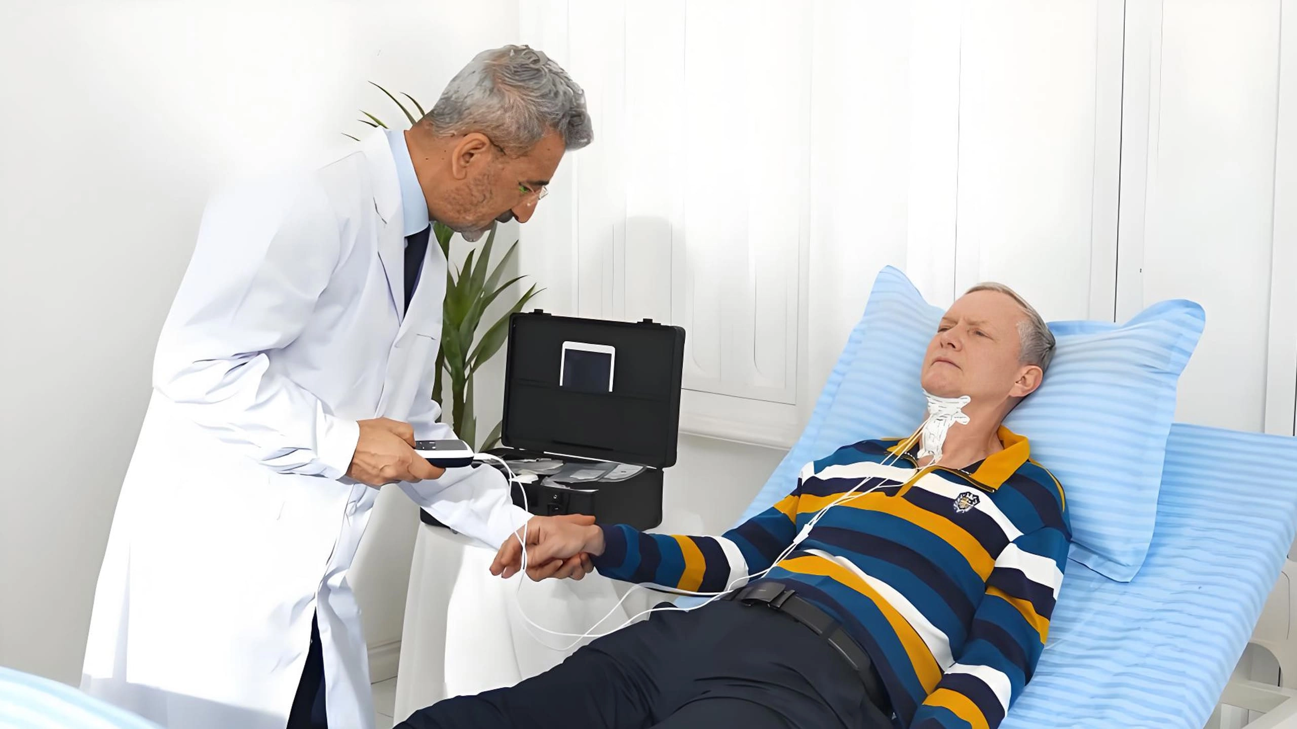 compression therapy device (1)