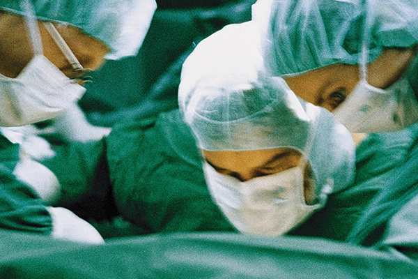 Why-Do-Surgeons-Use-Intermittent-Pneumatic-Compression-Devices-During-Surgeries Why Do Surgeons Use Intermittent Pneumatic Compression Devices During Surgeries