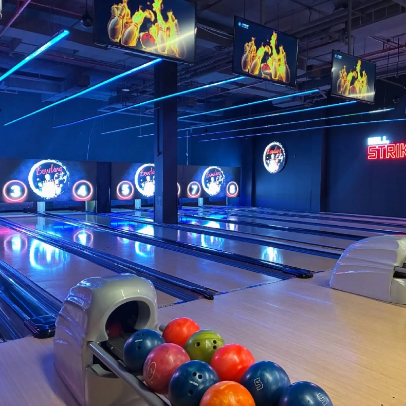 JAMMA compact mini bowling equipment solution for FEC mall hotel and arcade venues