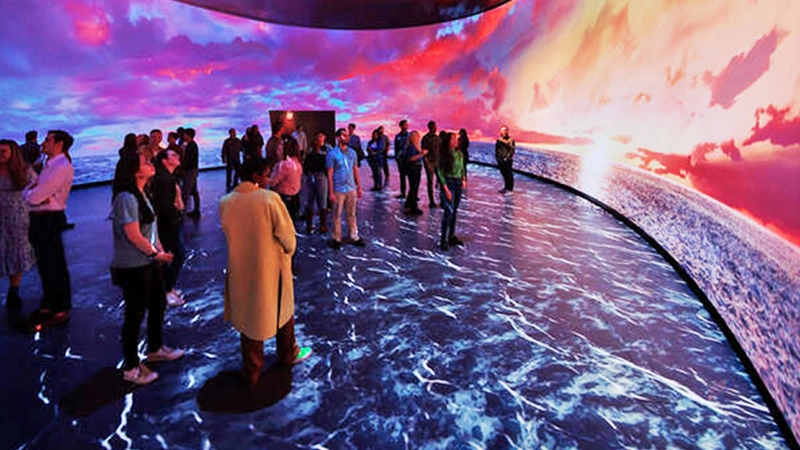 immersive tunnel
