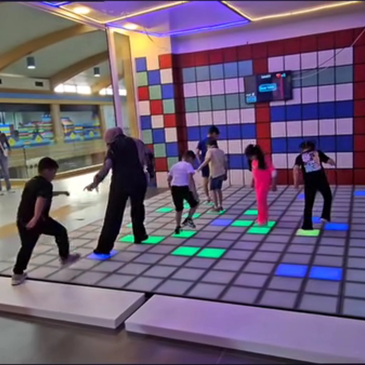 compact-version-of-the-led-floor-game-suitable-for-small-space
