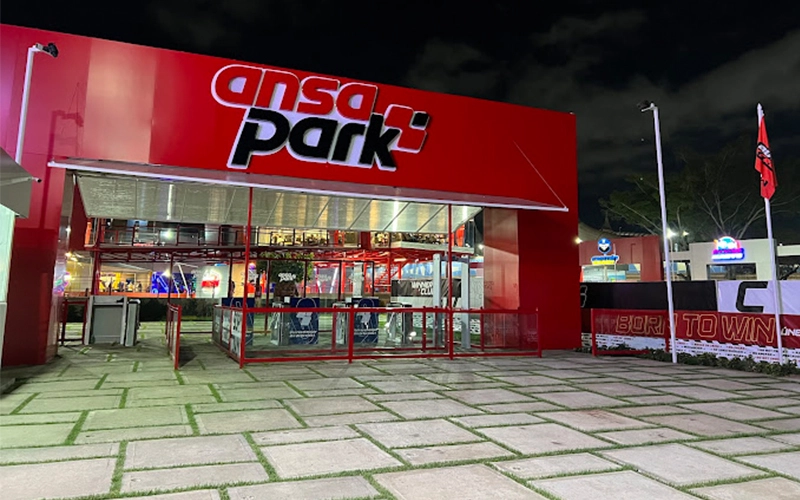 Custom-VR-park Custom VR park