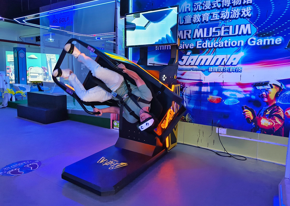 hottest VR space flight simulator machine