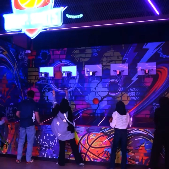 hoops-interactive-led-basketball-game-urban-arena