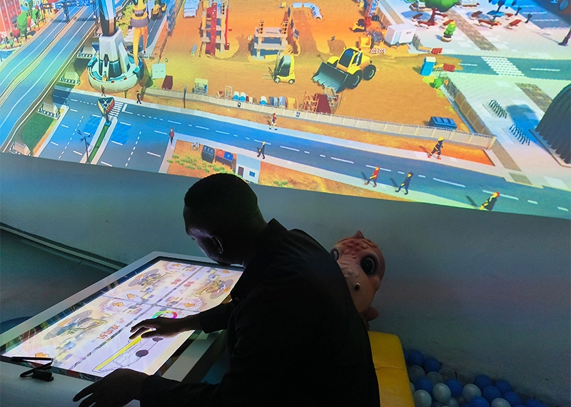 Magic-Painting-Customer-Case-Photos-4 Drawings come to life hottest interactive software