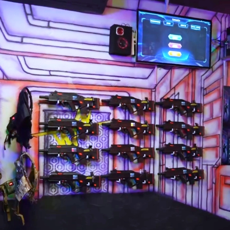 professional-laser-tag-equipment-helmet-vest-laser-gun