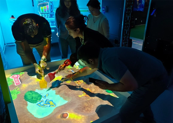Sand-Table-customer-experience2 Sand Table customer experience2