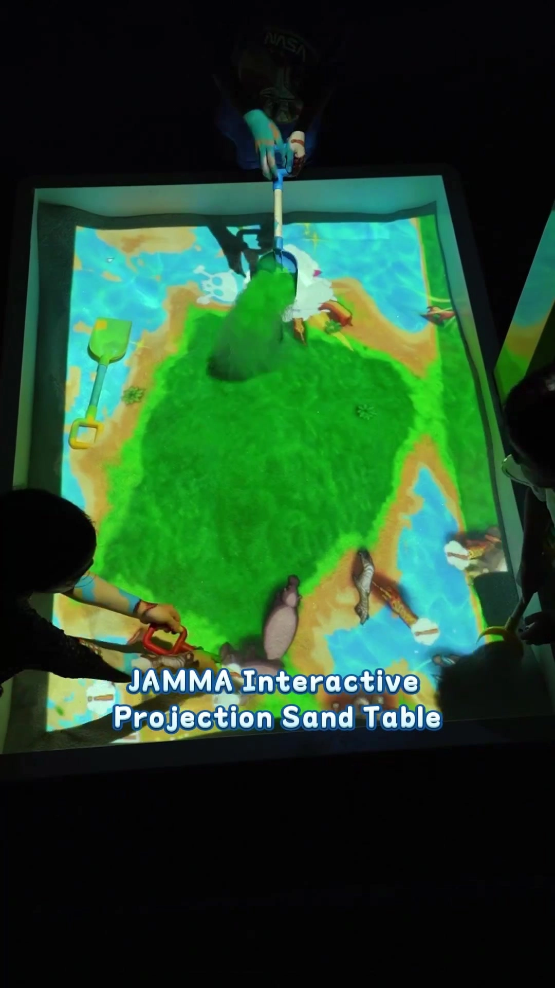 Sand Table interactive projector