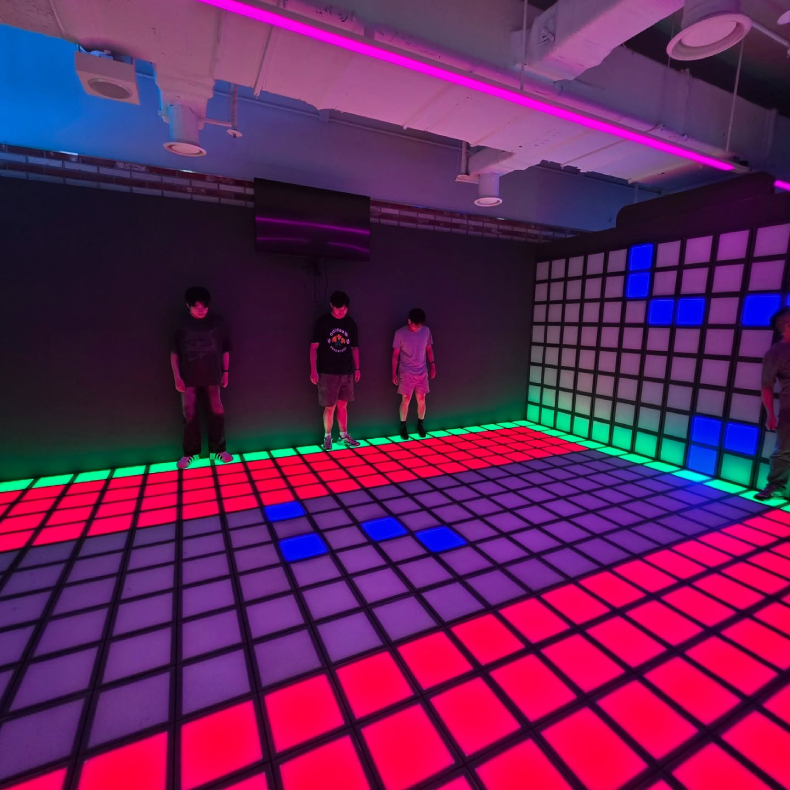 shift-grid-led-pixel-floor-game-manufacturer