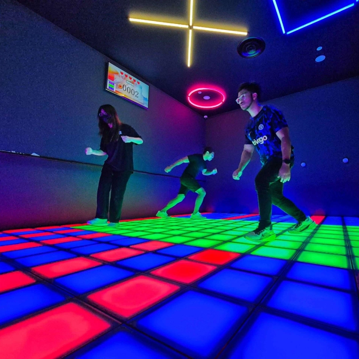 triggered-games-super-grid-floor-is-lava-gaming