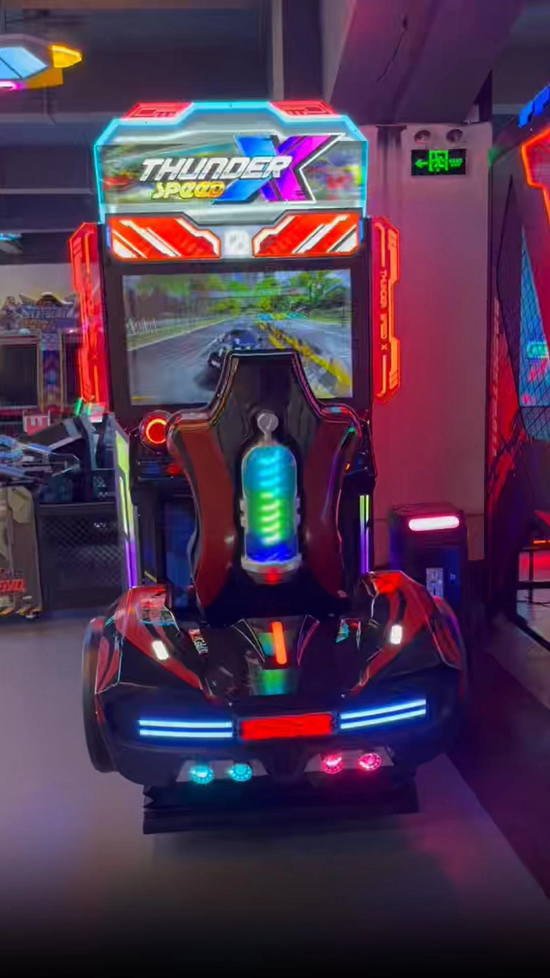 the-Thunder-Speed-X-Racing-Machine-video - Colorful Park