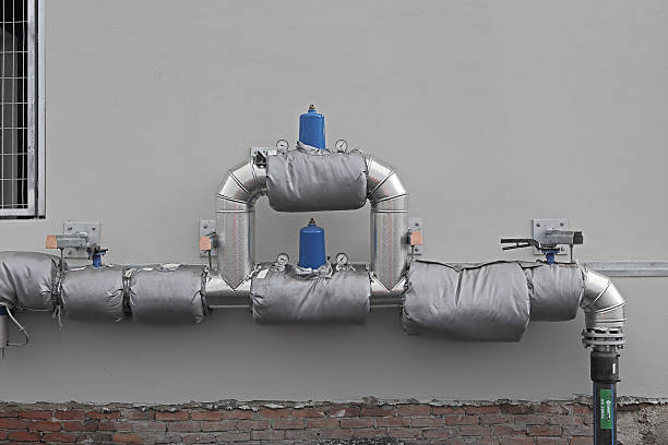 Best outdoor pipe insulation to prevent freezing ensures pipes are protected against freezing damage in harsh winter conditions.