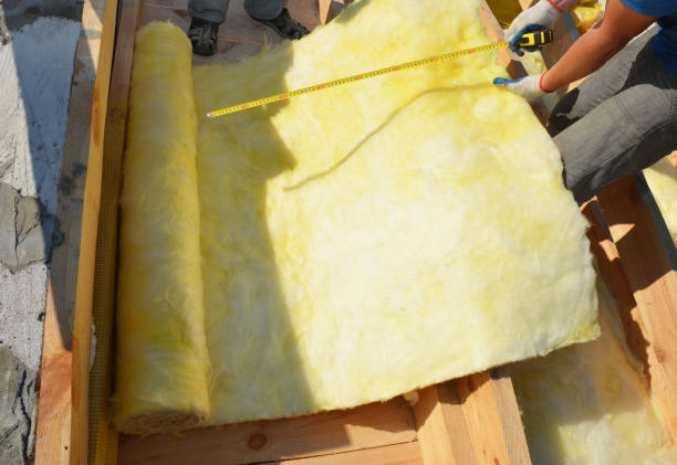 Best insulation mineral wool being installed.