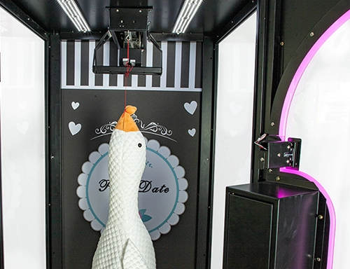 scissors vending game machine - MARWEY