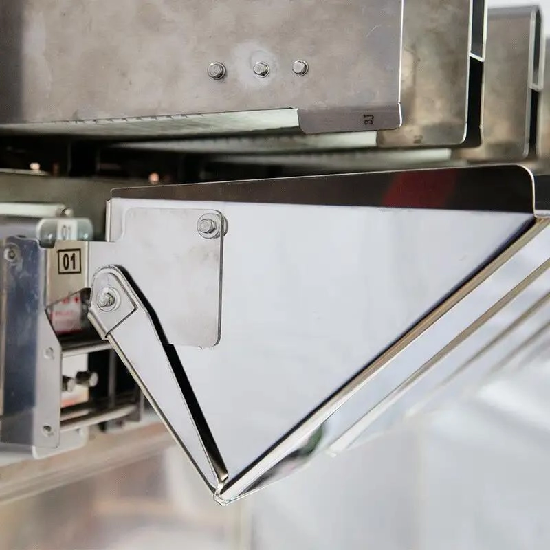 8-Heads-Fruit-Linear-Weigher4 - Kenwei 8 Heads Fruit Linear Weigher4 - Kenwei