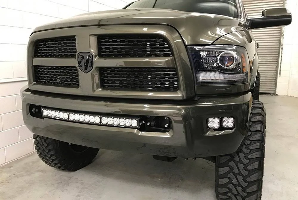led strobe light bar​