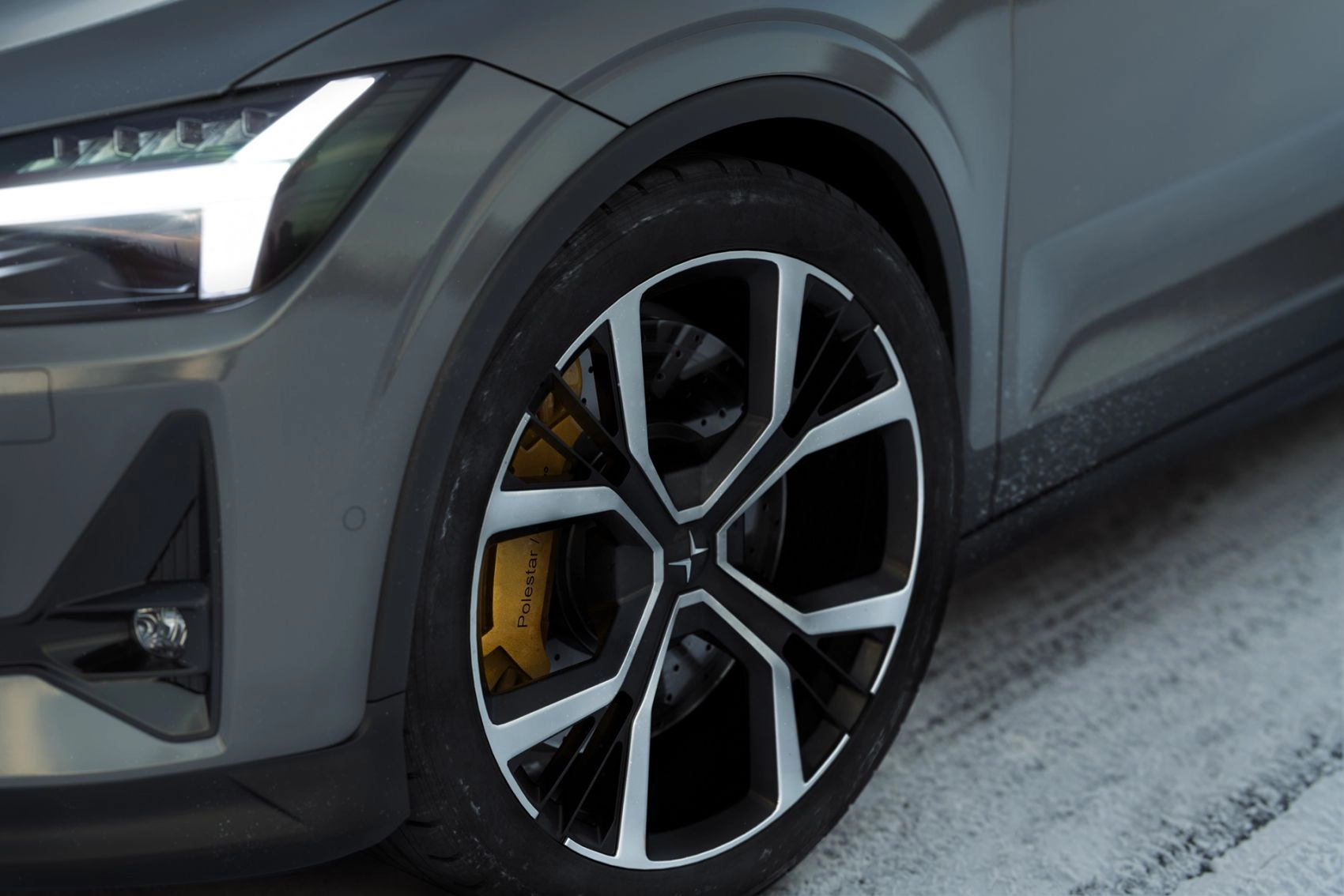 Complete Guide to Inflating Tubeless Tires Correct Methods and Precautions