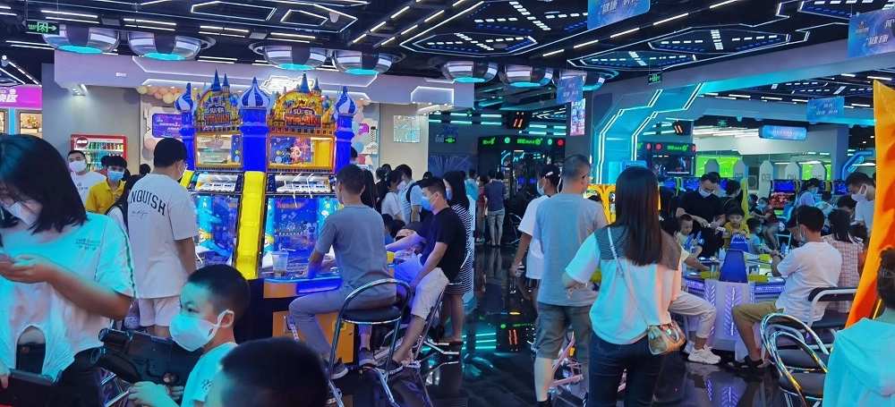 commercial football simulator - BLEE