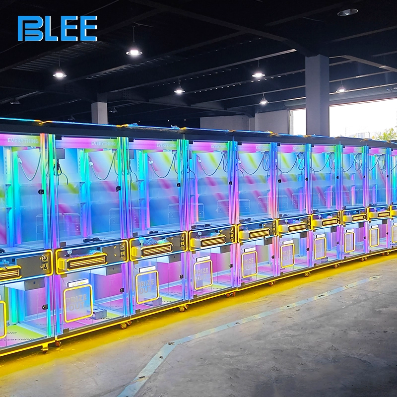 claw machine (8) - BLEE