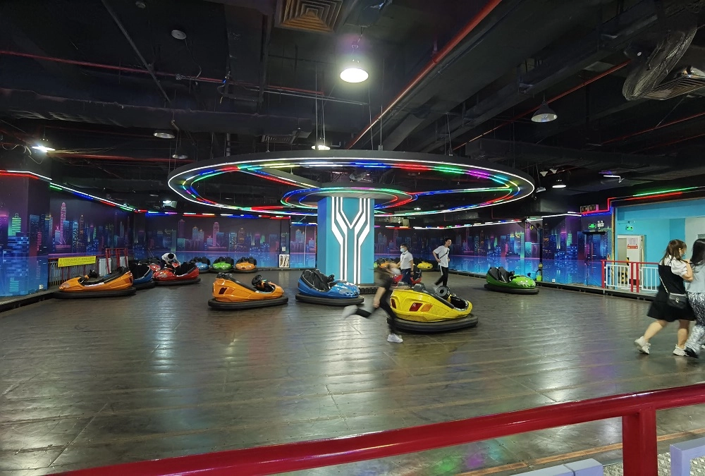 indoor amusement rides - BLEE