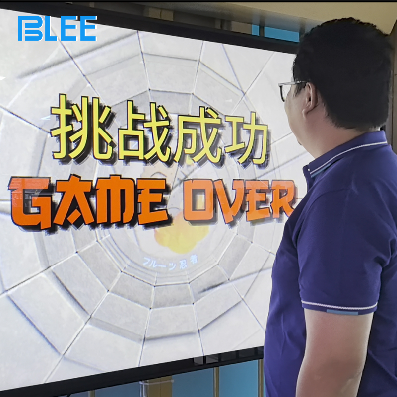 Interactive Escape Room (9)