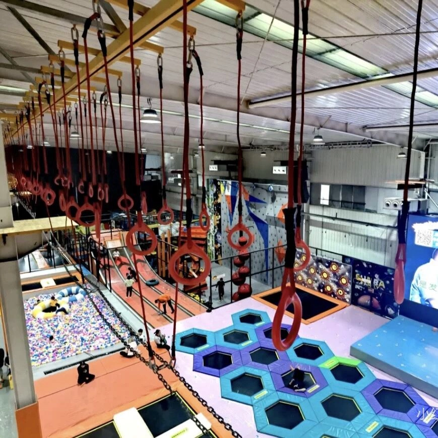 Rope Adventure Trampoline Park 4 - BLEE