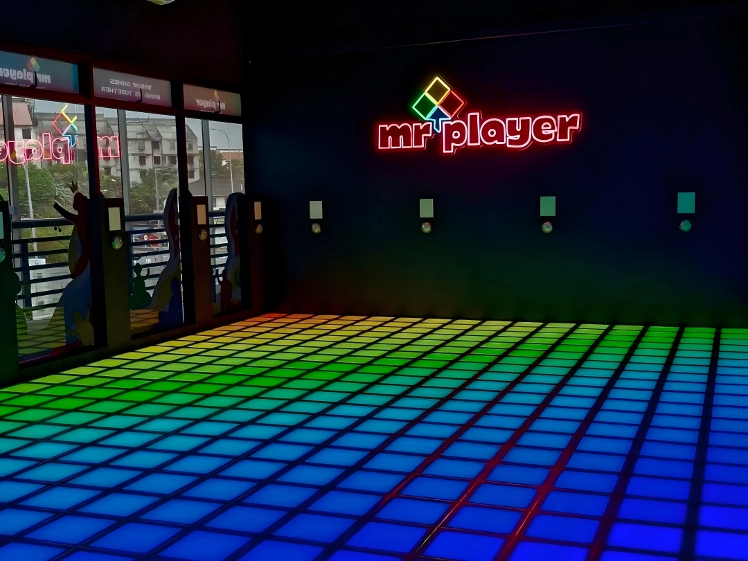 Singapore Interactive Games Room - BLEE