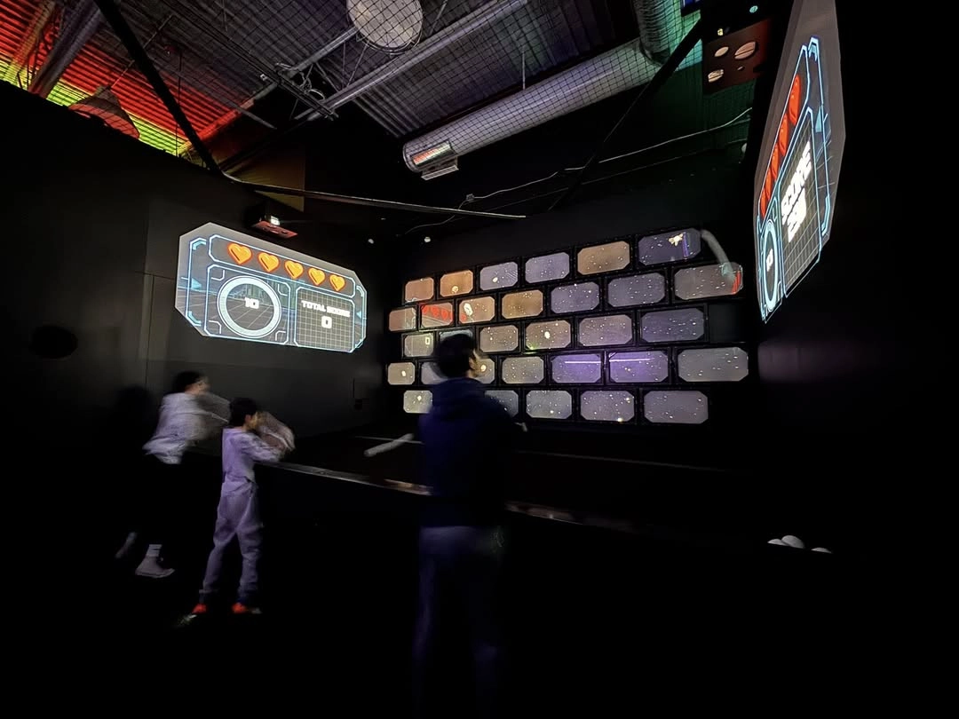 Interactive Throwing Game(4) - BLEE