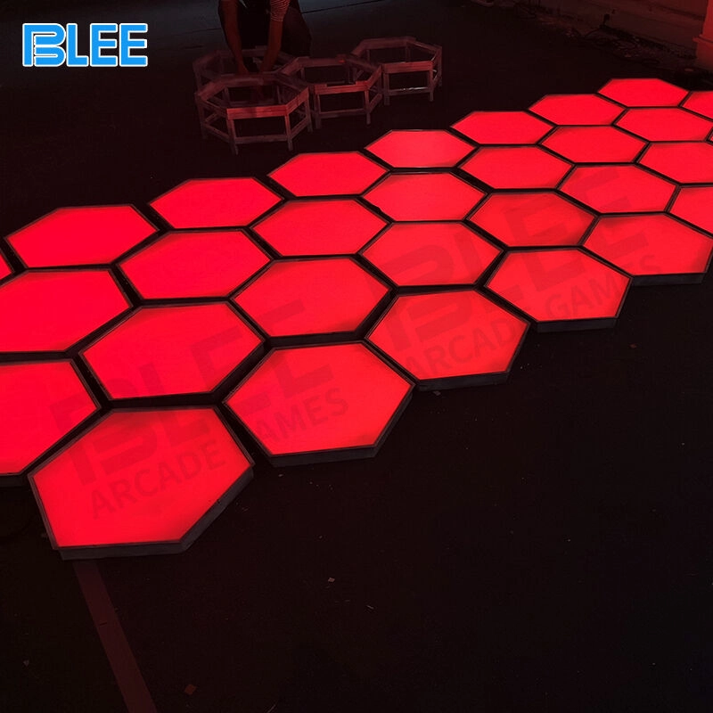 Throw Arena Game 6 - BLEE