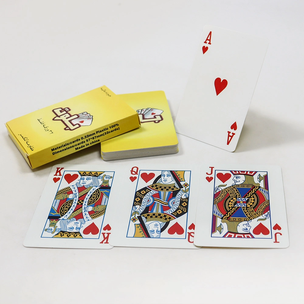 100 plastic playing cards