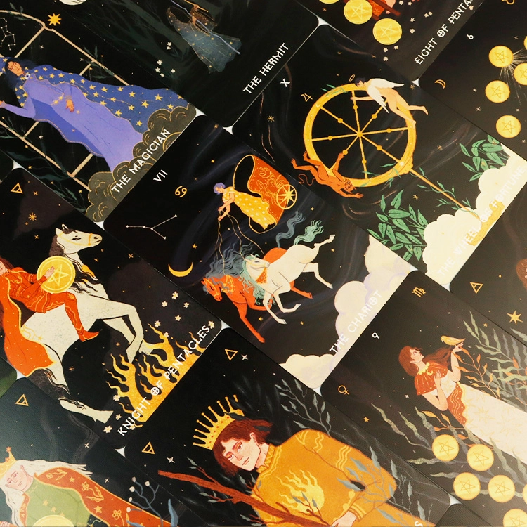 Boxed Tarot Cards (16)