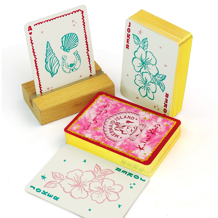 Gold-stamped poker(9)