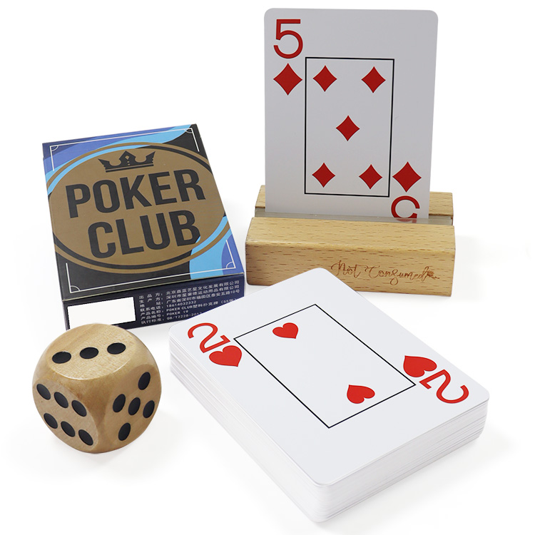 Plastic playing cards (11)