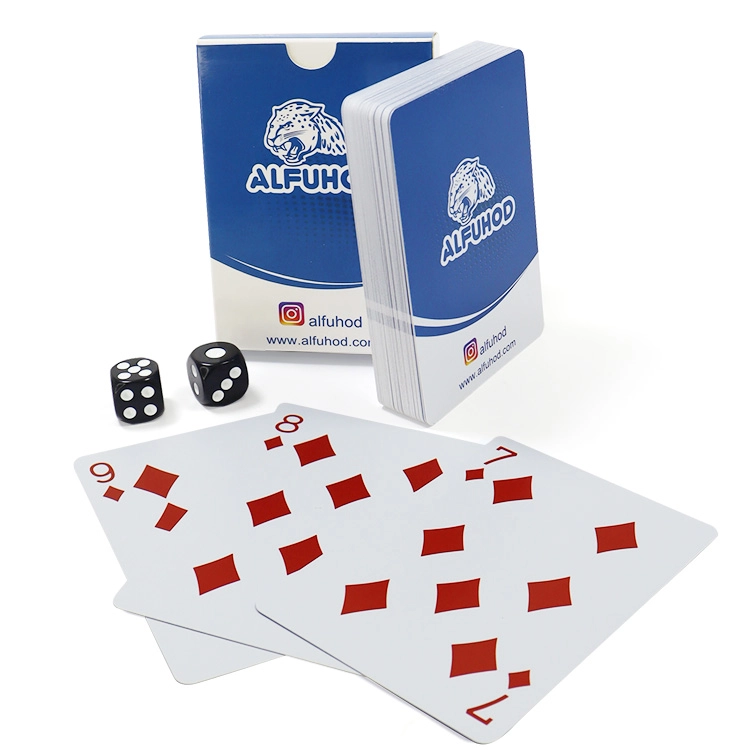 Plastic poker cards (4)