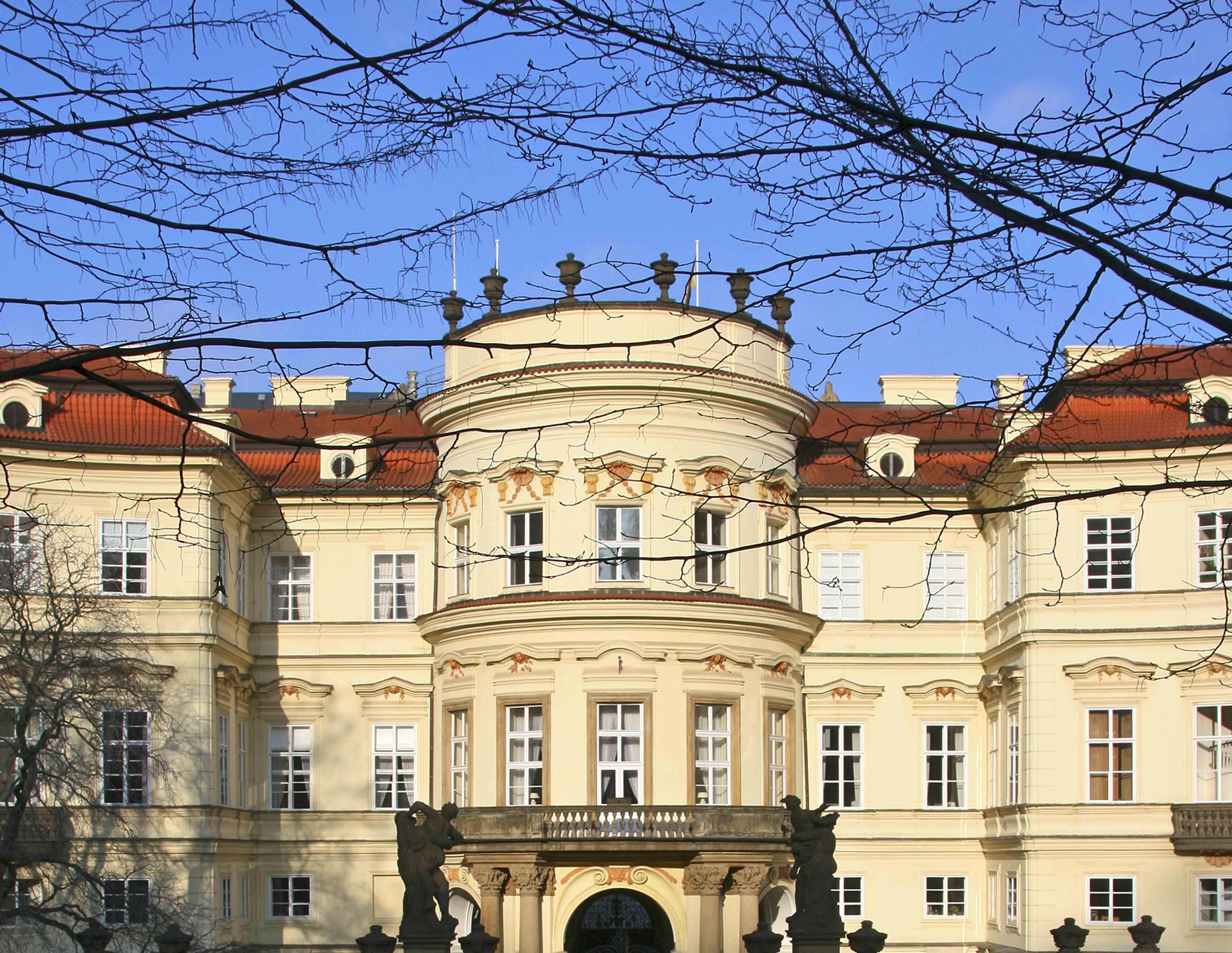 KFORTS-Embassies
