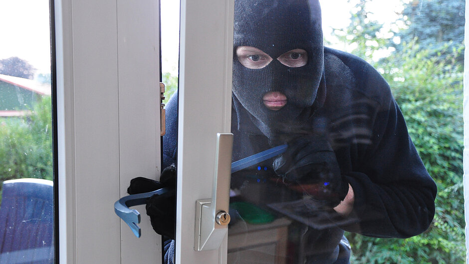 csm_einbruch_gekippt_03ed4a7e60 csm_einbruch_gekippt_03ed4a7e60