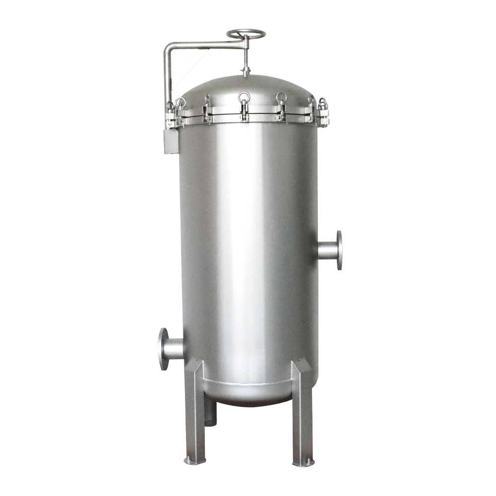 multi cartridge filter housing