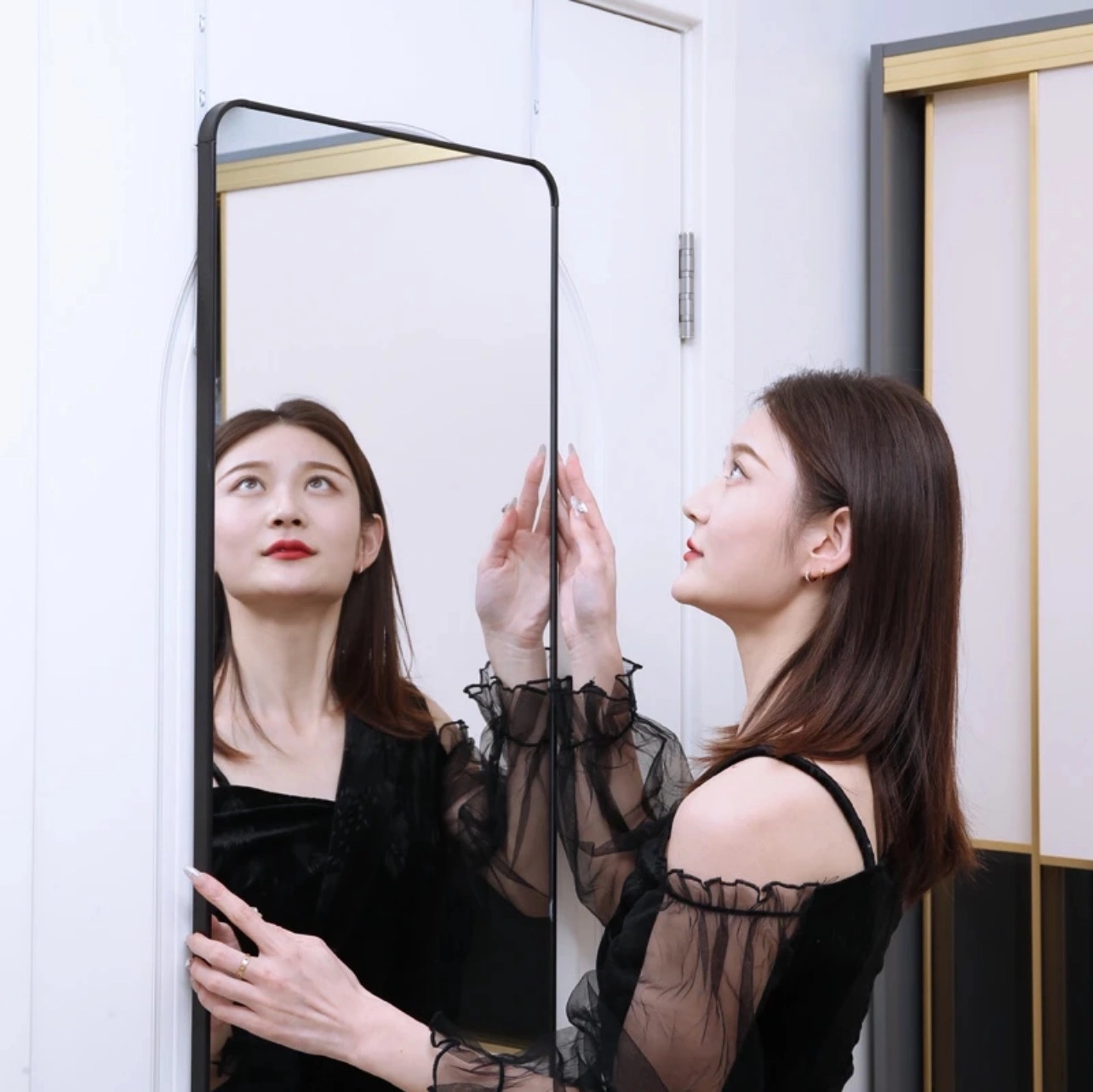 applications of mirror sheet (3) - CHINAPLAS