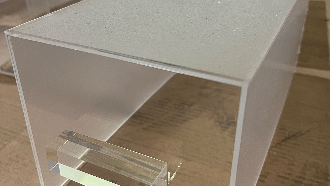 clear extruded acrylic sheet