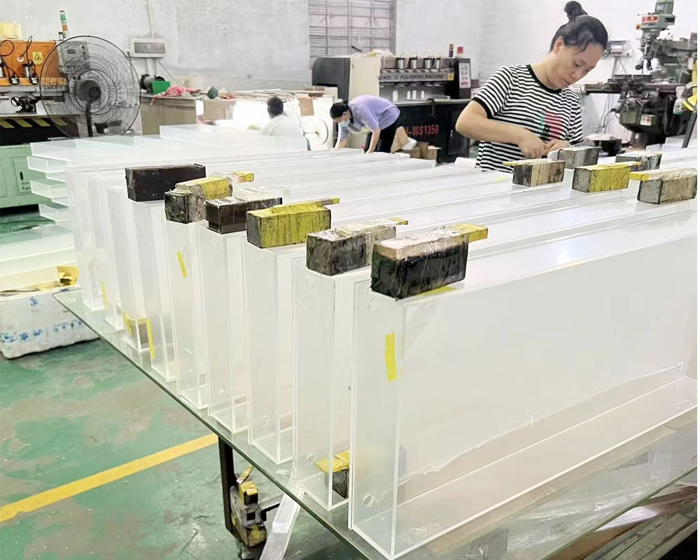 glueing - CHINAPLAS