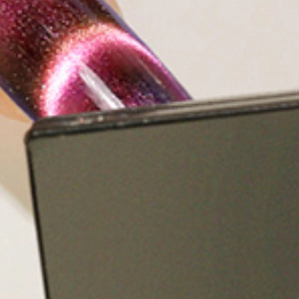 Use-the-magneticstick Use the magneticstick