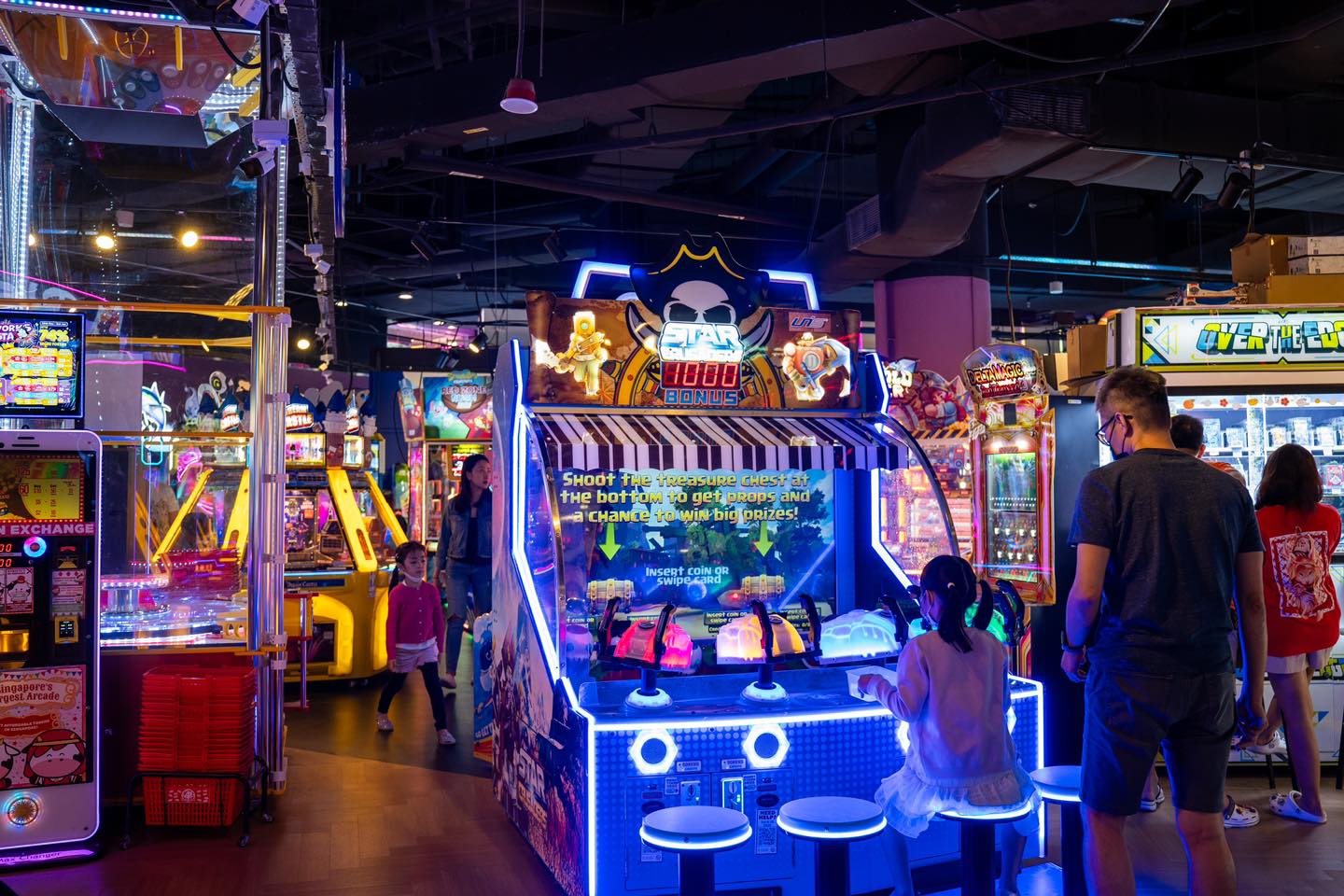 amusement game center - 2